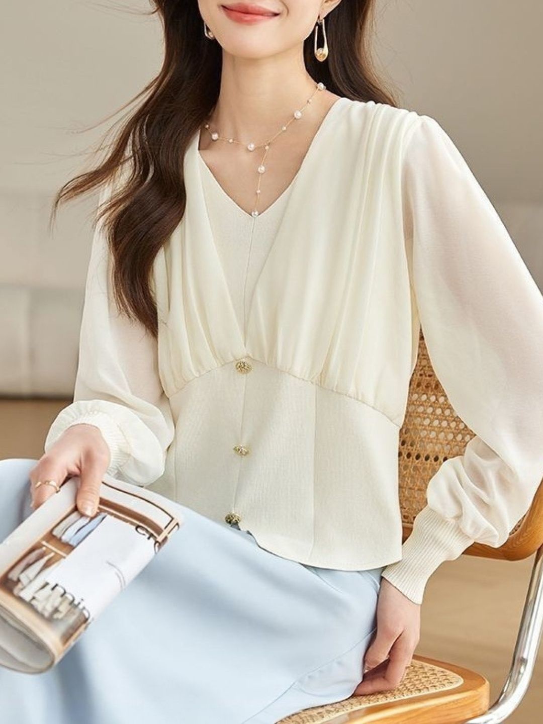 

KPOP Women V-Neck Long Sleeves Top, Cream