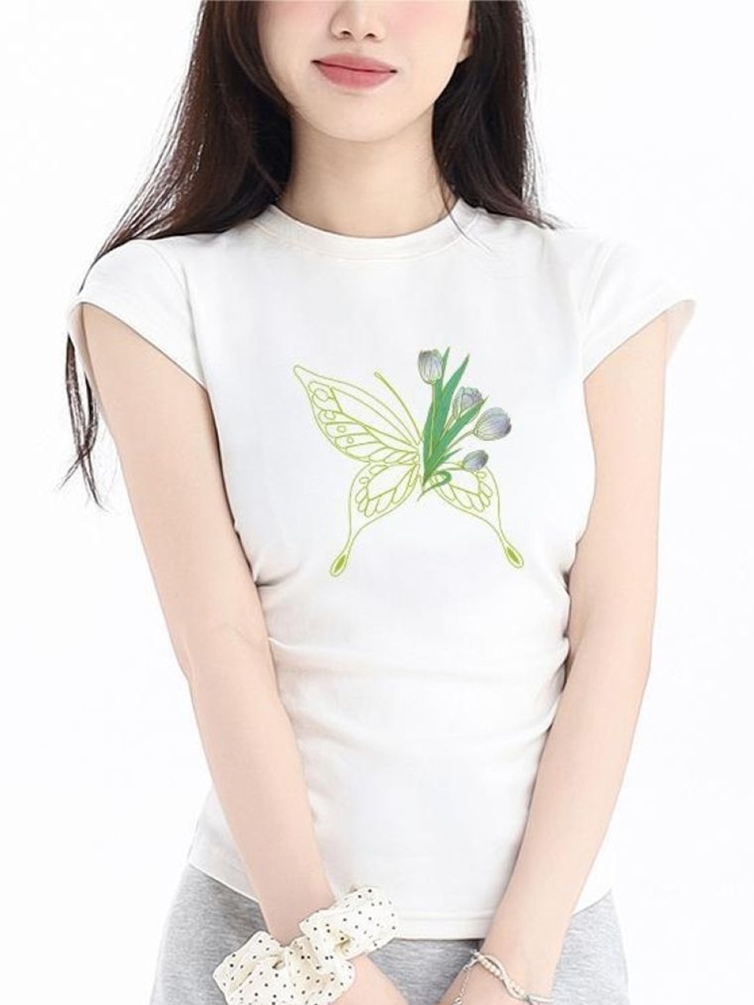 

KPOP Women Round Neck Short Sleeves Graphic Printed Top, White