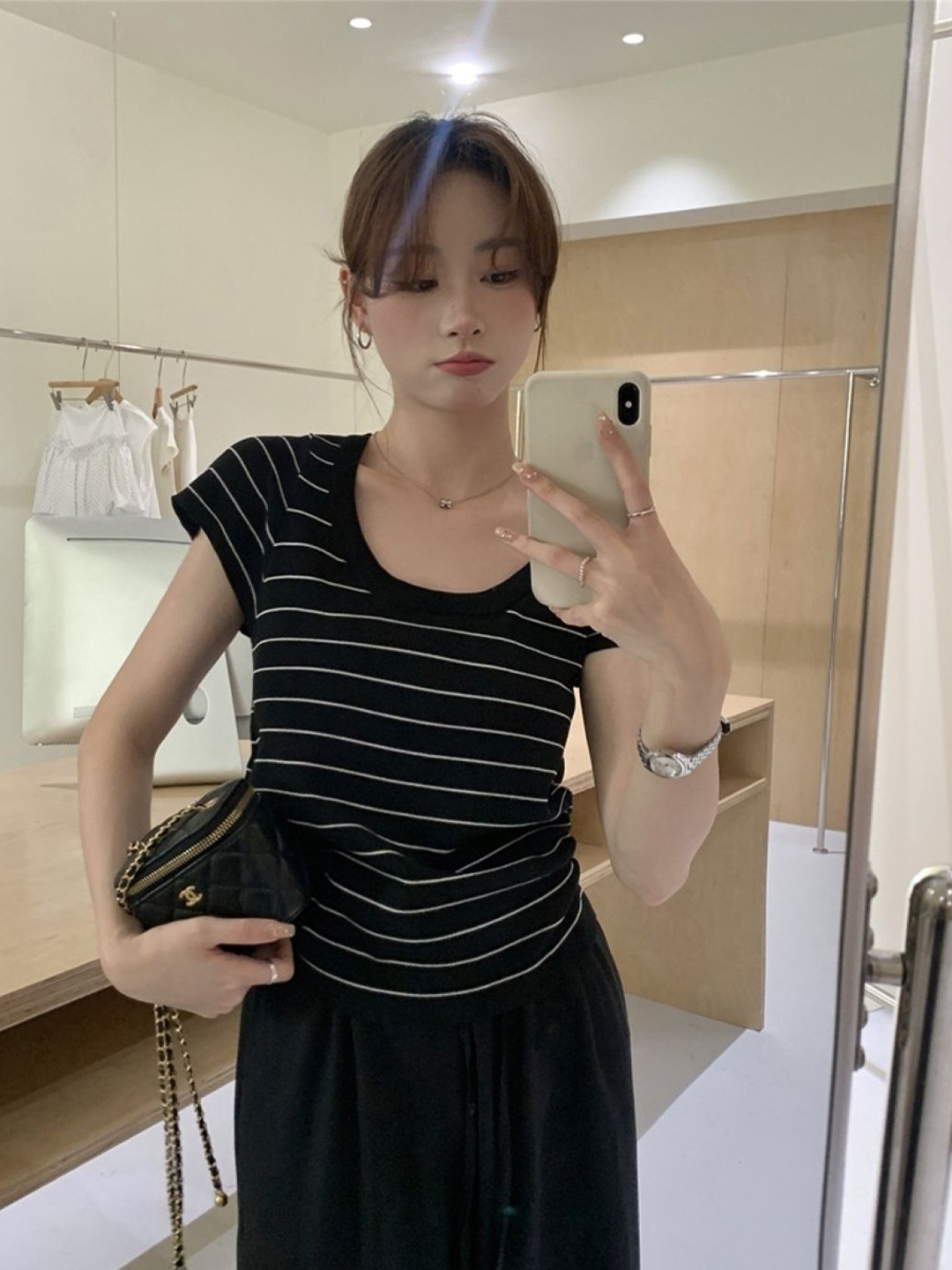 

KPOP Women Horizontal Stripes Round Neck Short Sleeves Top, Black