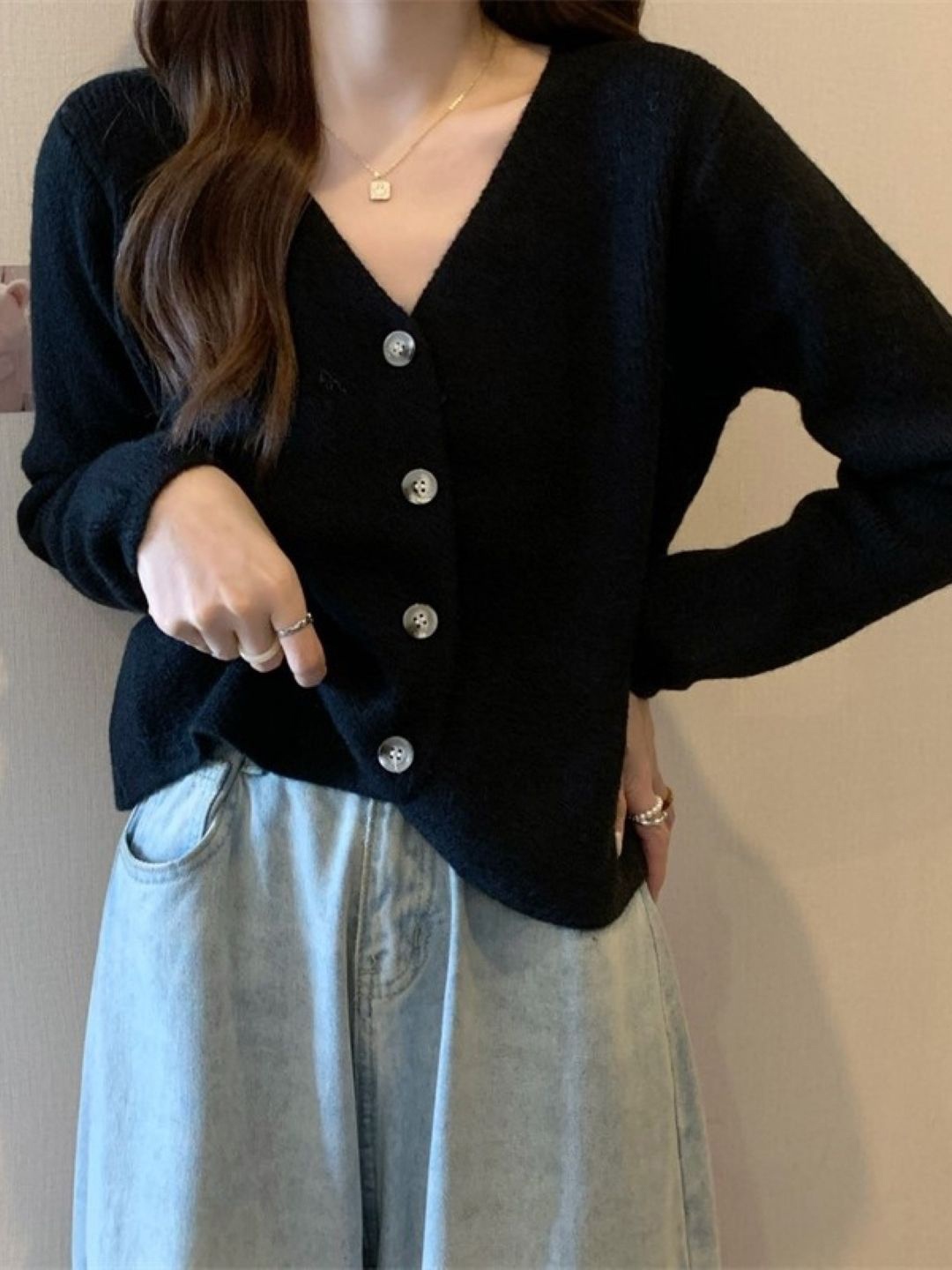 

HERE&NOW Women Extended Sleeves Top, Black