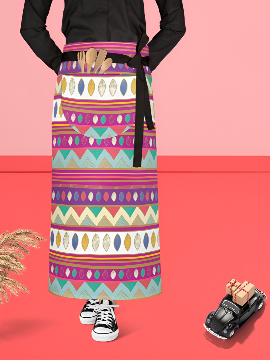 

ArtzFolio Black & White Printed Cotton Waist Apron