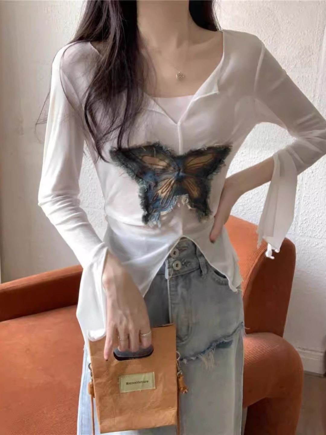 

KPOP Women Printed Bell Sleeve Top, White