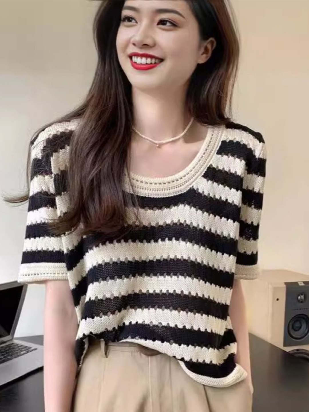 

HERE&NOW Women Striped Round Neck Top, White