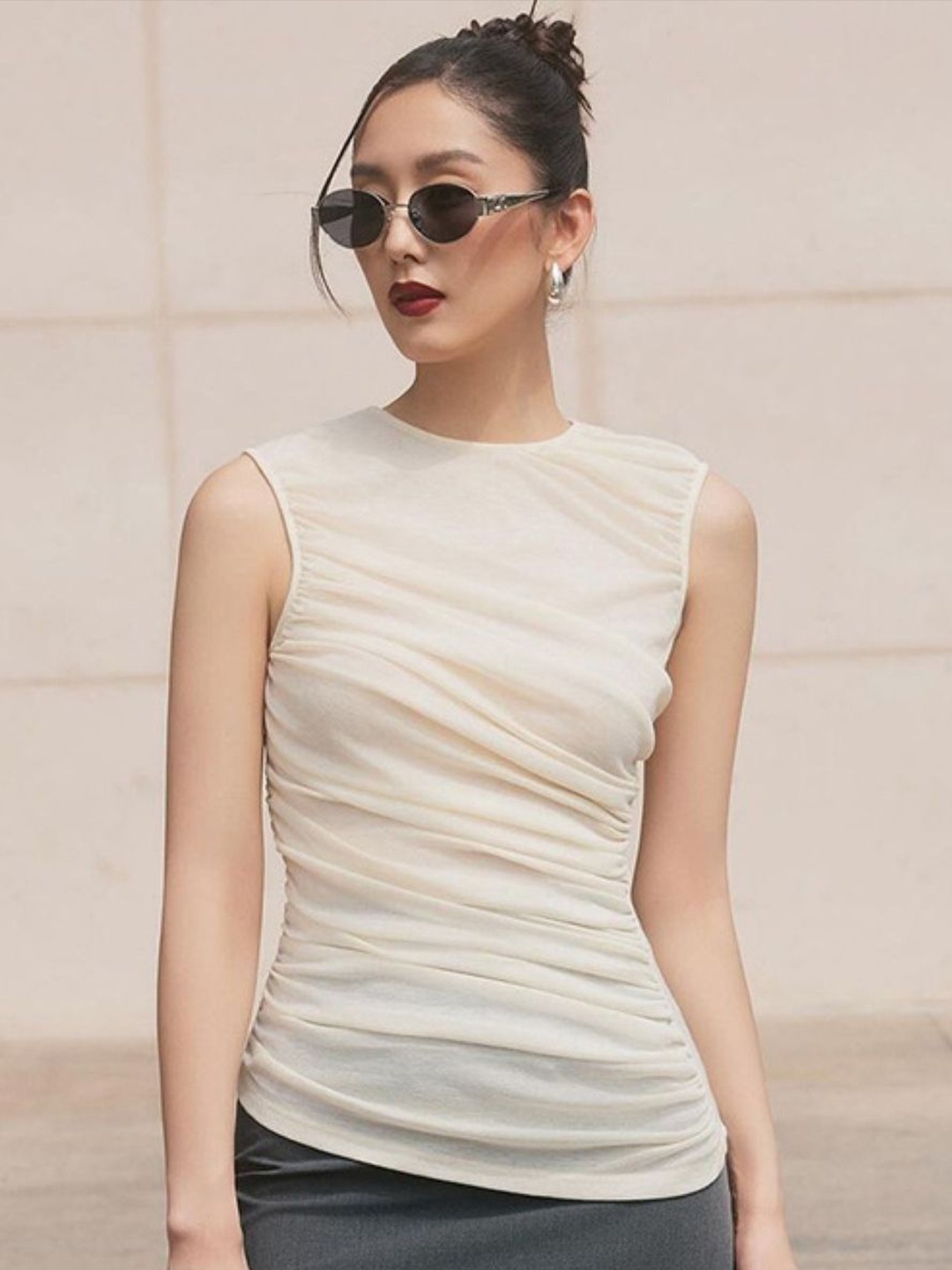 

KPOP Women Round Neck Sleeveless Top, Cream