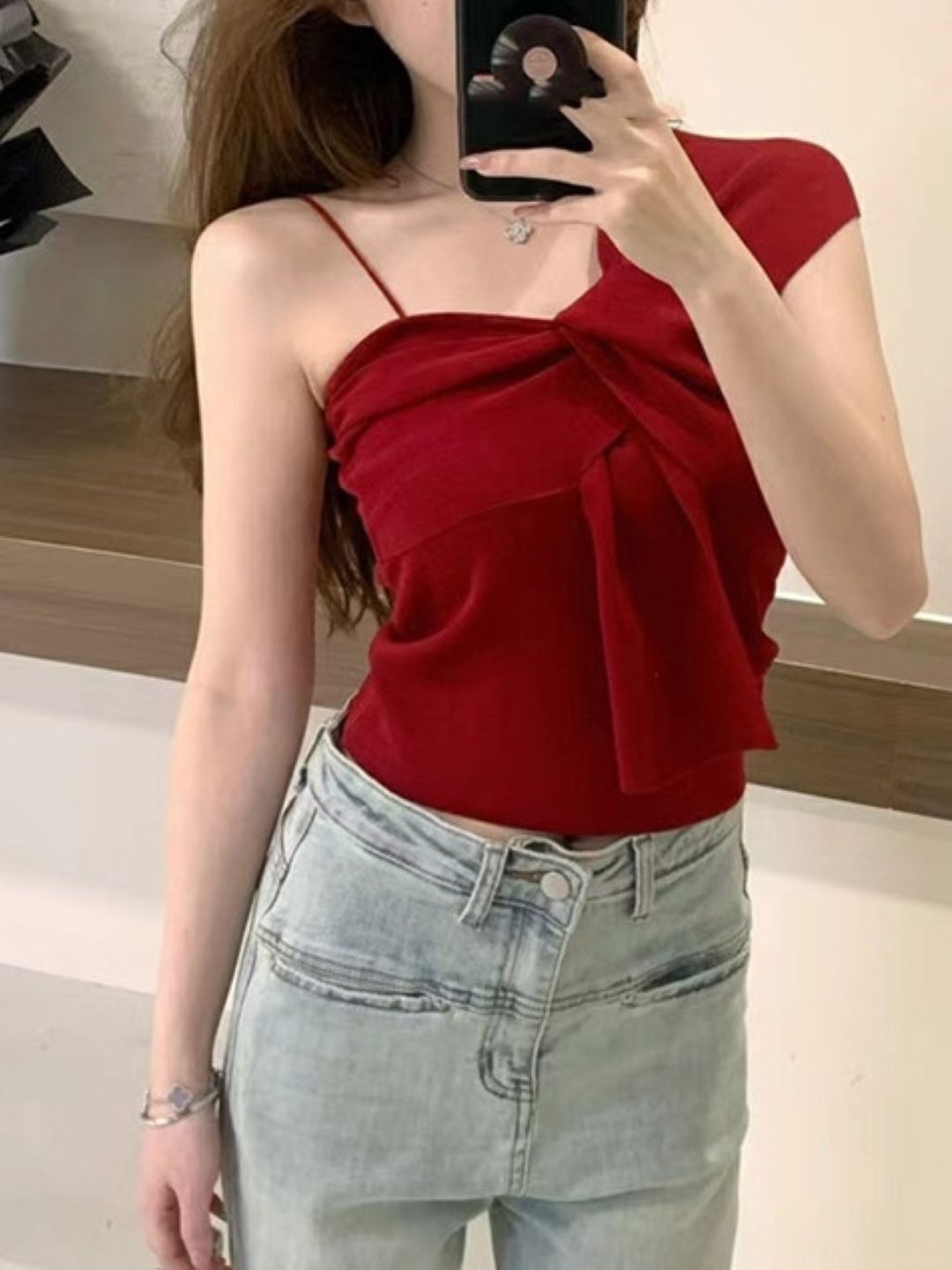 

KPOP One Shoulder Sleeveless Solid Top, Red