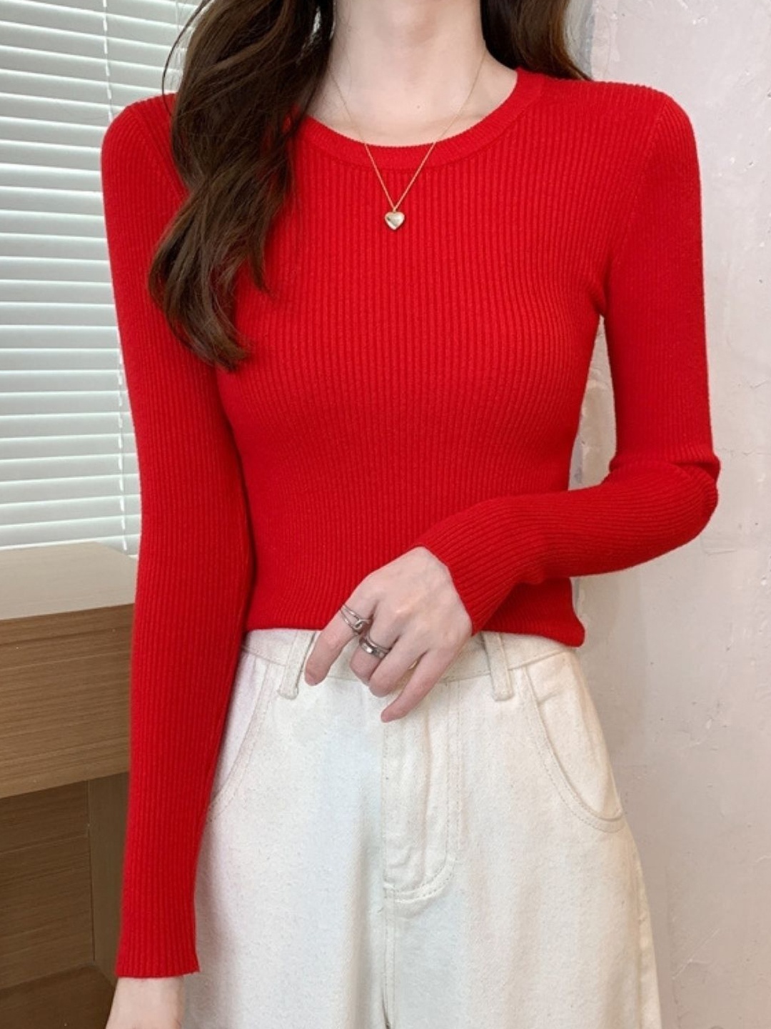 

KPOP Women Round Neck Long Sleeves Solid Top, Red