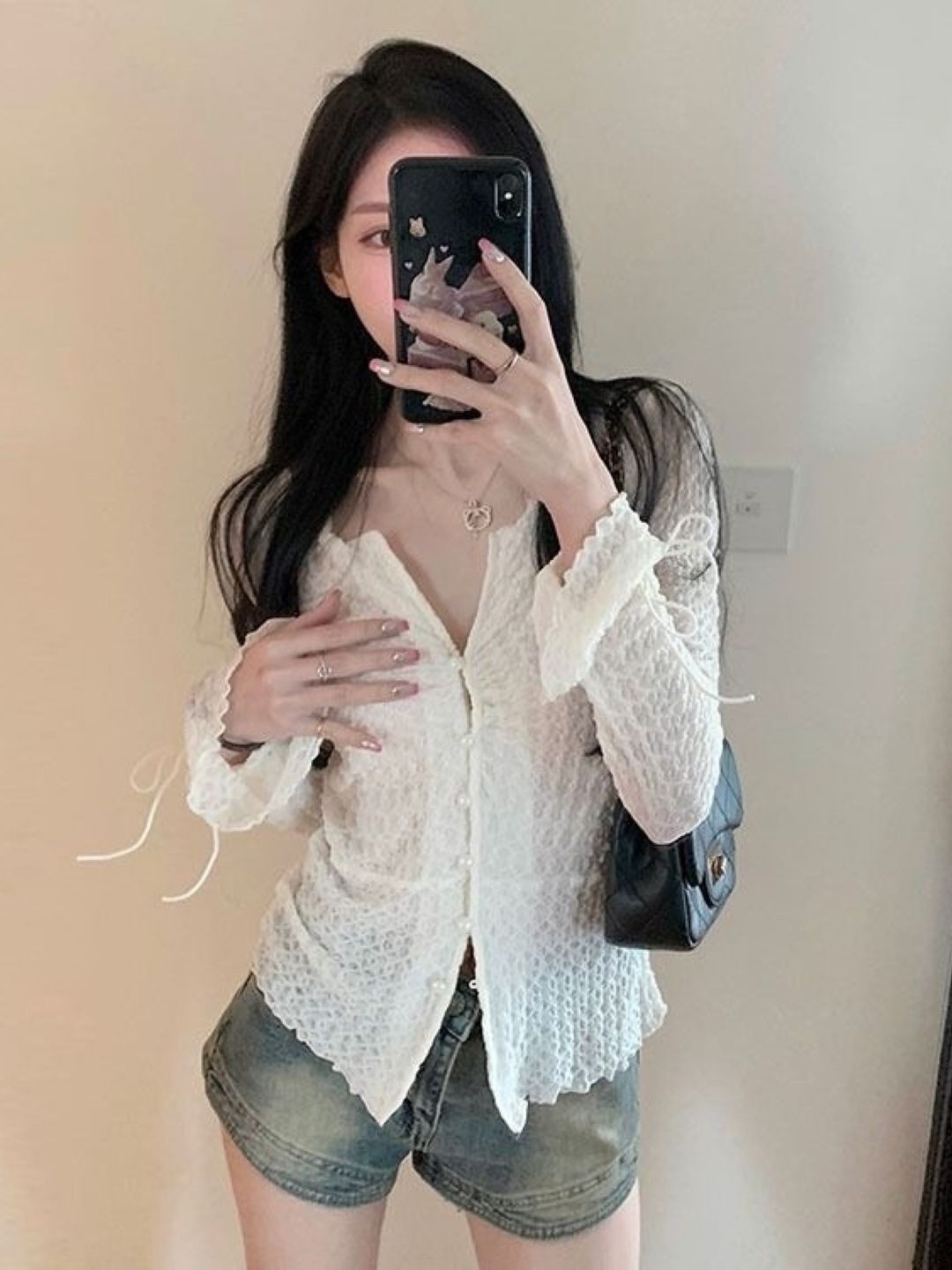 

KPOP Women V-Neck Long Bell Sleeve Top, White