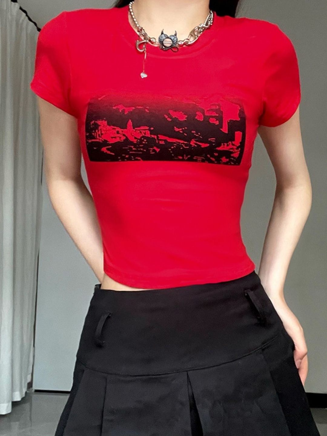 

KPOP Women Printed Round Neck Crop Top, Red