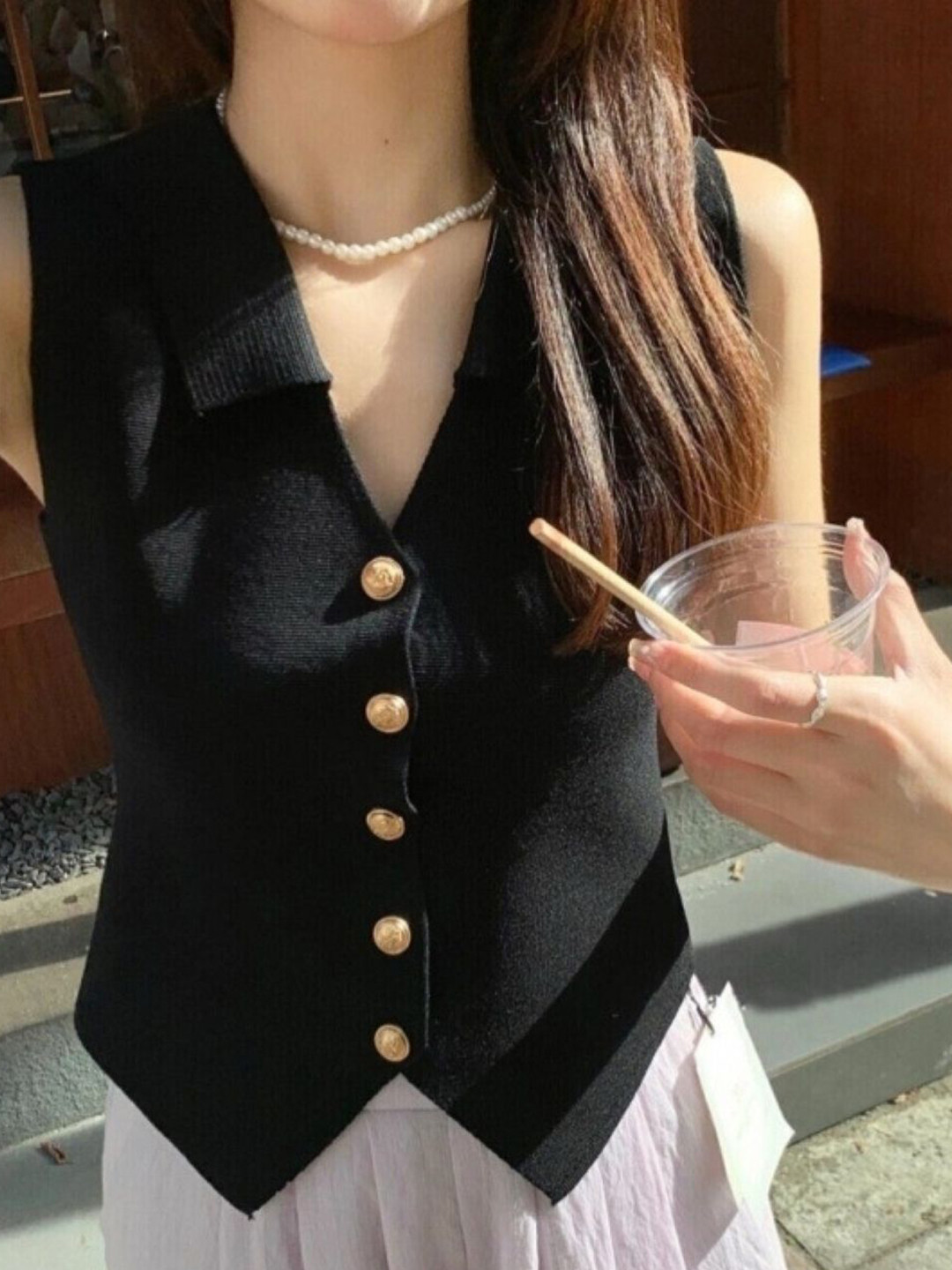 

KPOP Women V-Neck Sleeveless Top, Black