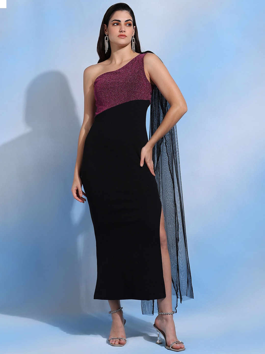 

DODO & MOA Women Colourblocked One Shoulder Maxi Dress, Black