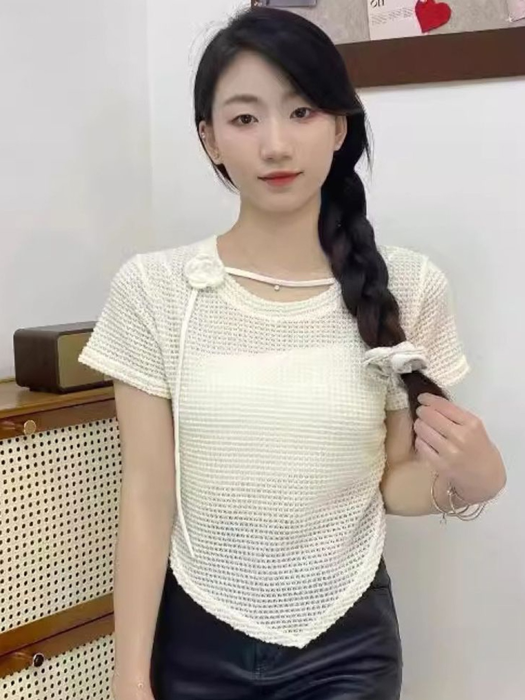 

KPOP Women Round Neck Short Sleeves Top, White