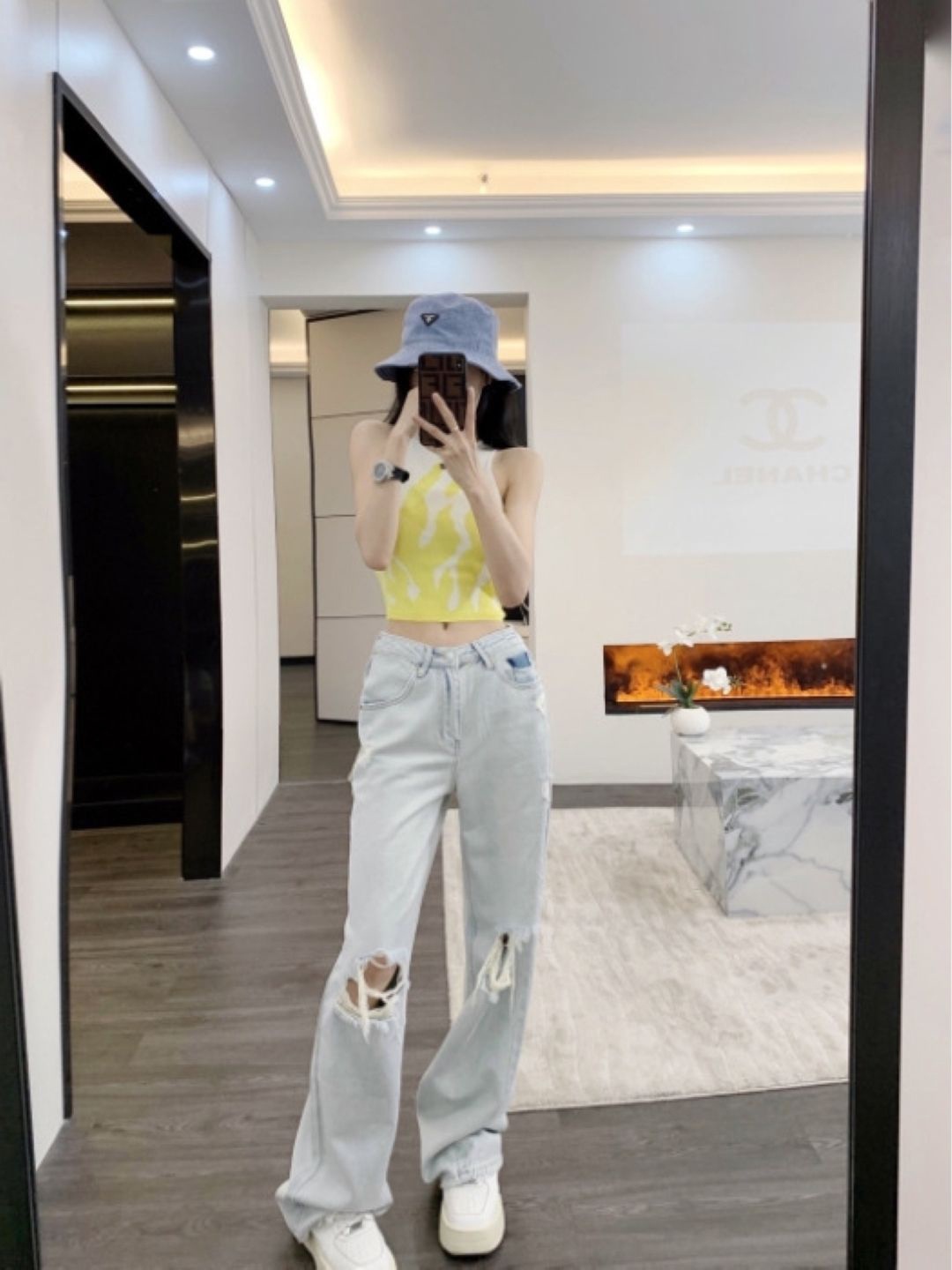 

KPOP Women Abstract Printed Crop Top, Yellow