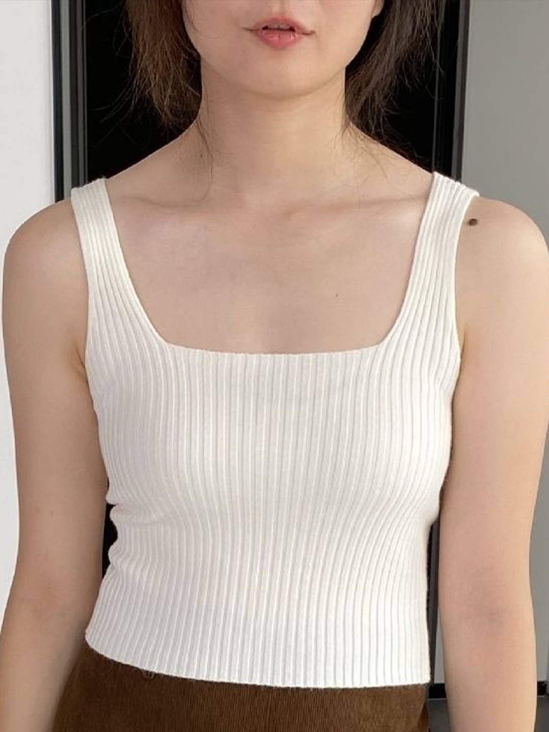

KPOP Women Square Neck Sleeveless Top, White