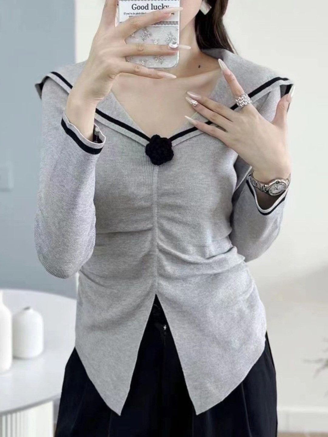 

KPOP Women V-Neck Long Sleeves Top, Grey