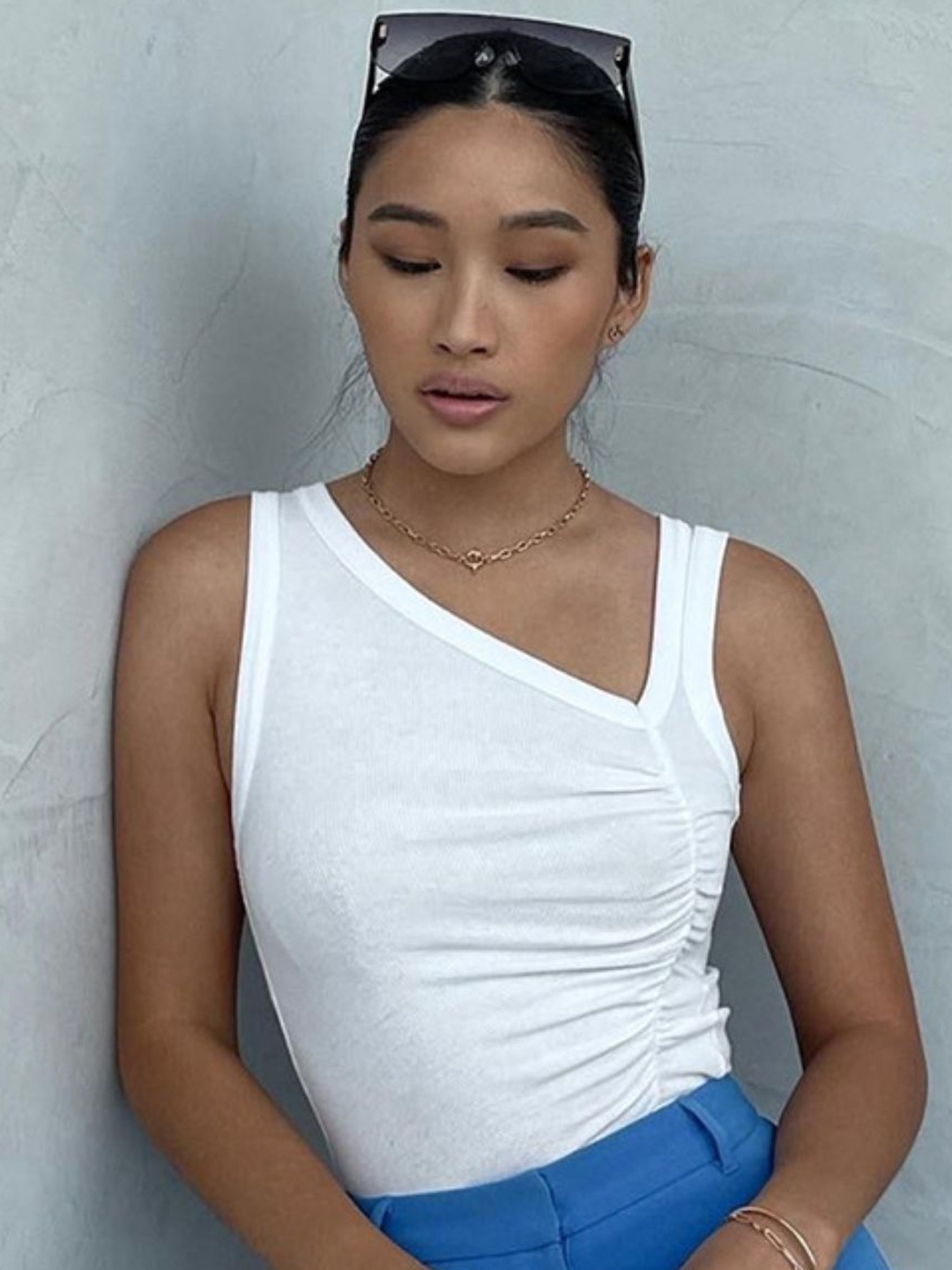 

KPOP Women V-Neck Sleeveless Crop Top, White