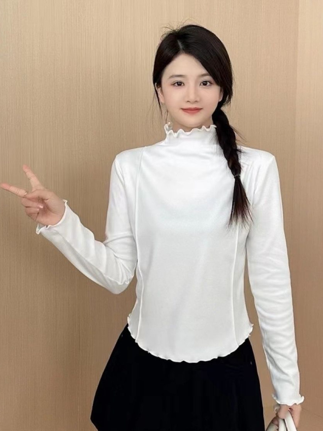 

KPOP Women High Neck Extended Sleeves Top, White