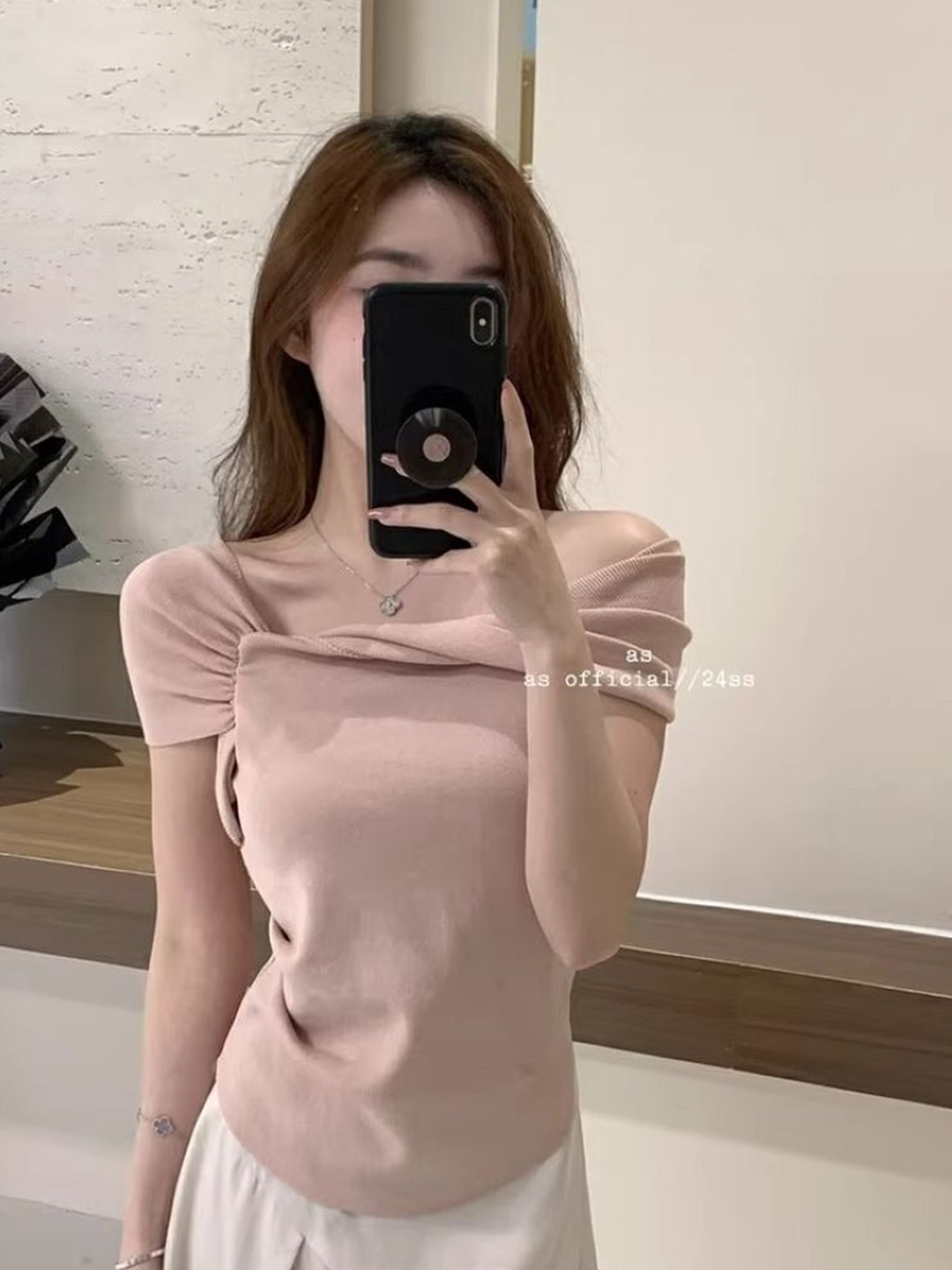 

KPOP Women Off-Shoulder Short Sleeves Top, Pink