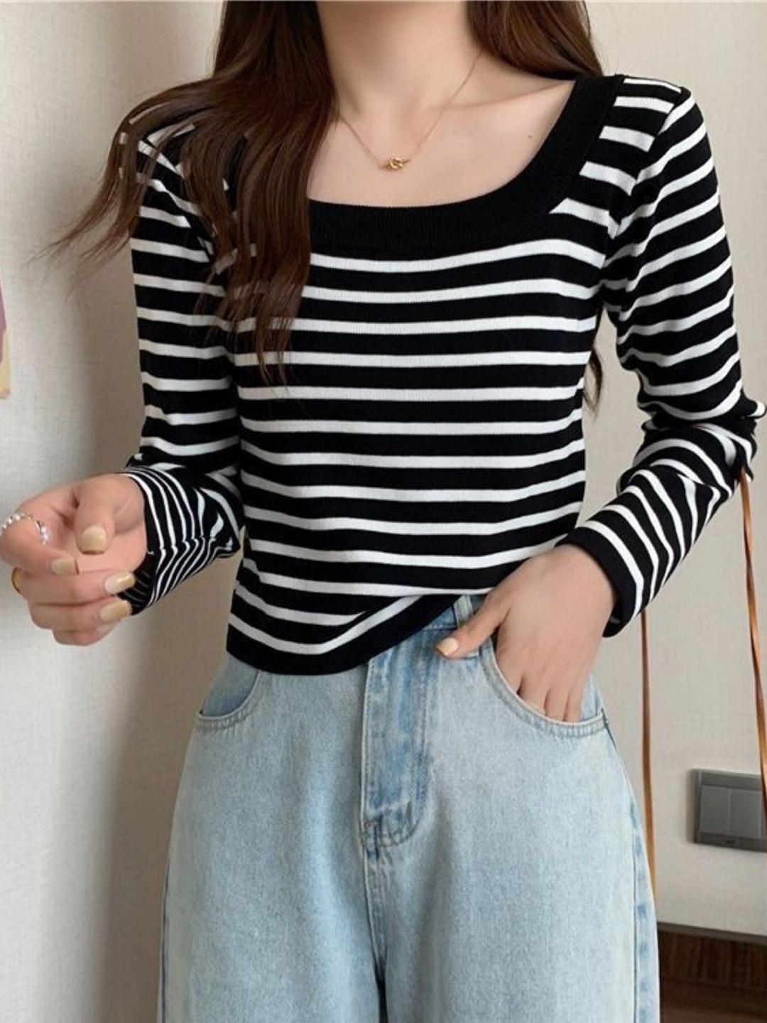 

HERE&NOW Womens Cotton Round Neck Long Sleeves Horizontal Striped Top, Black
