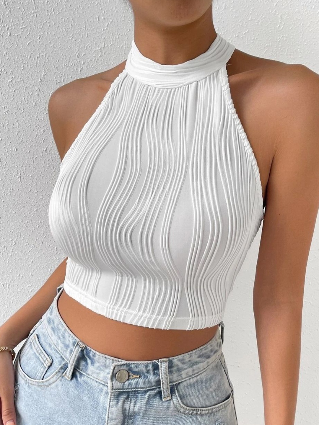 

StyleCast Halter Neck Sleeveless Crop Top, White