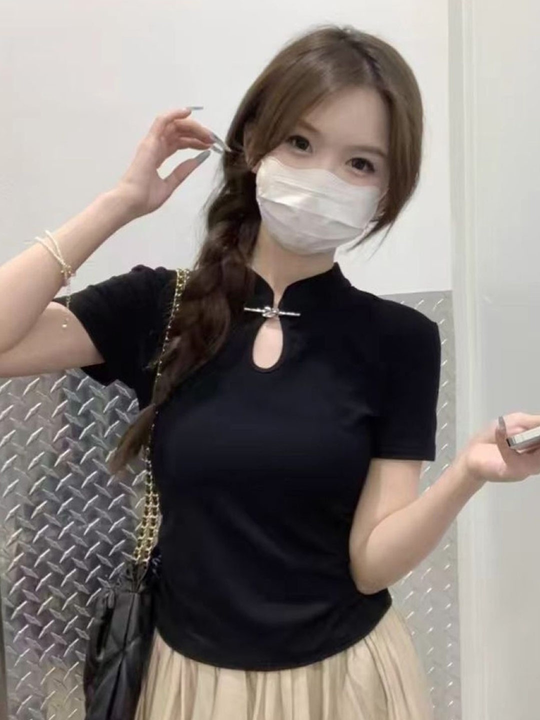 

KPOP Women Keyhole Neck Top, Black