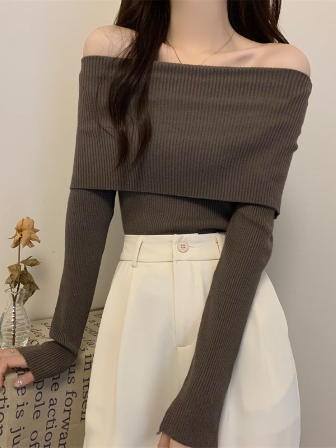 

HERE&NOW Women Off-Shoulder Extended Sleeves Cotton Top, Coffee brown