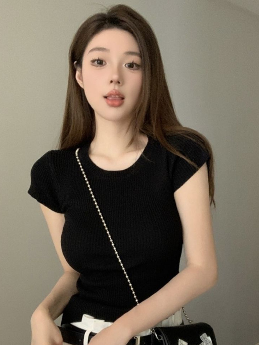 

KPOP Women Cap Sleeves Top, Black