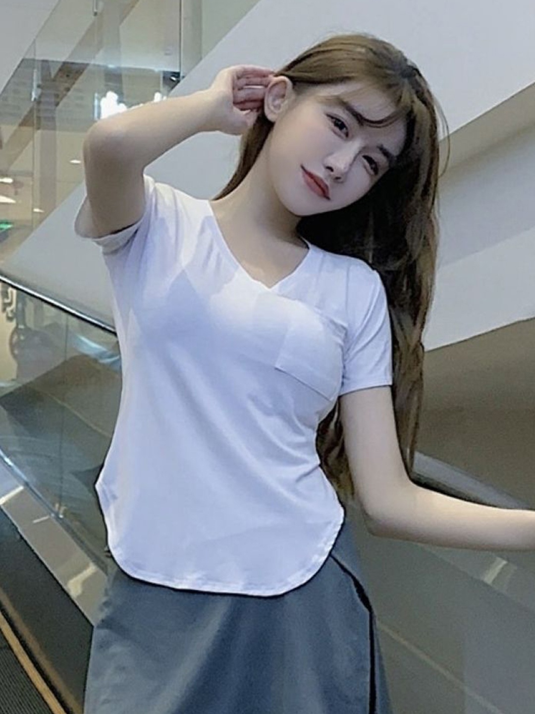 

HERE&NOW Women V - Neck Top, White
