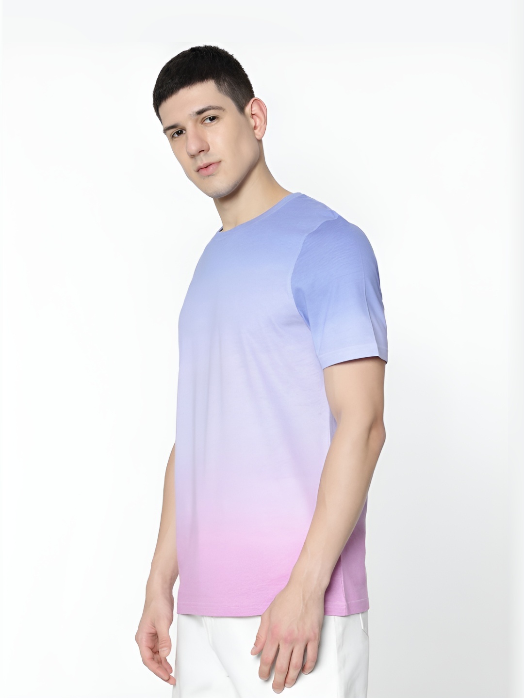 

Marks & Spencer Men Dyed V-Neck Pockets T-shirt, Multi