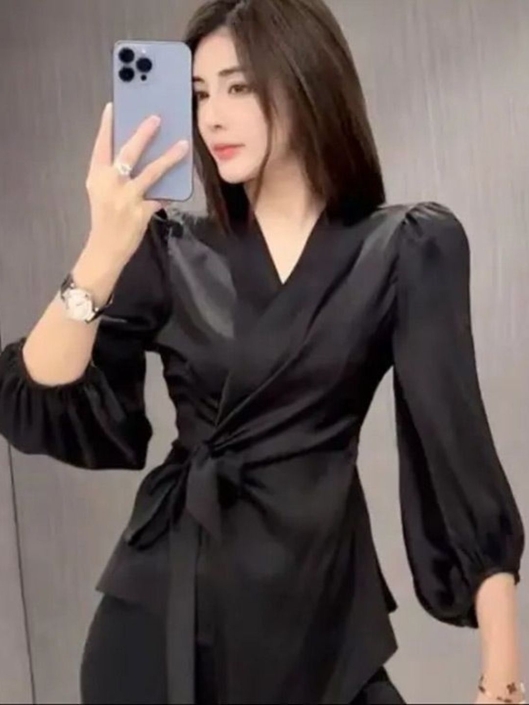 

HERE&NOW Women V-Neck Puff Sleeve Satin Top, Black