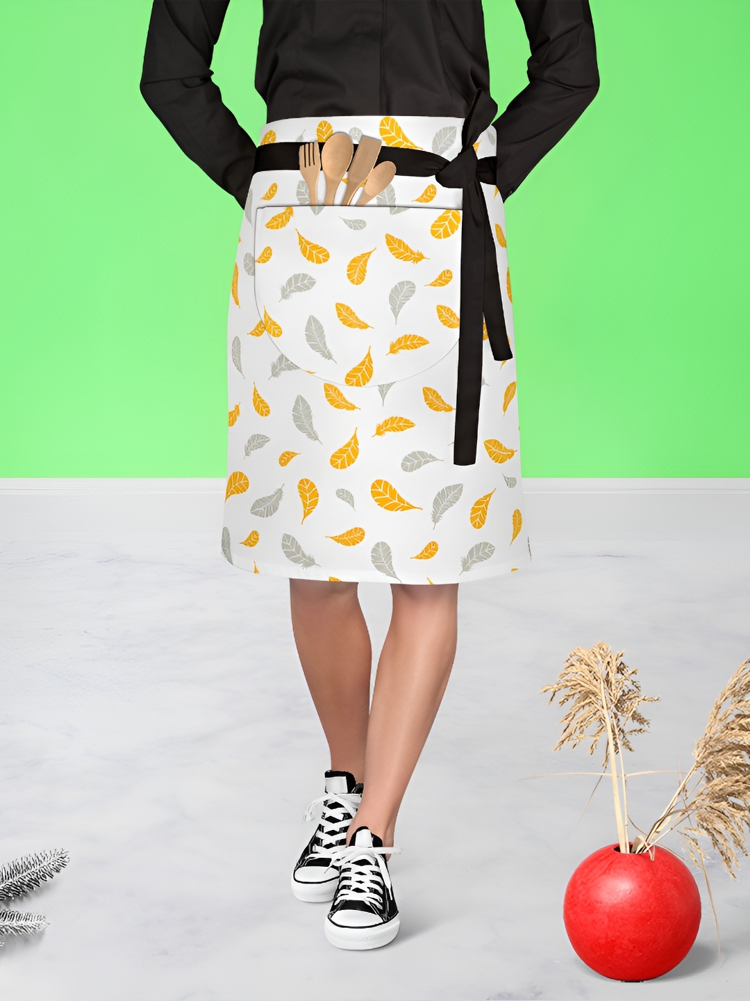 

ArtzFolio White Printed Cotton Waist To Knee Apron