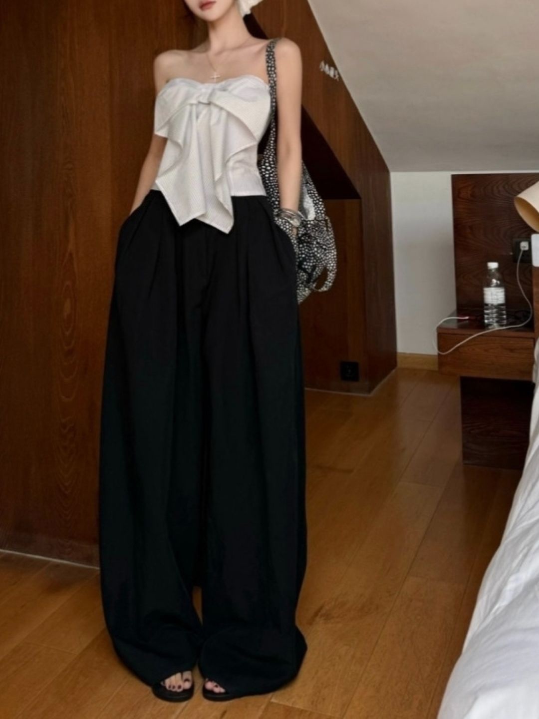 

KPOP Women Striped Off-Shoulder Top With Bow Details, White