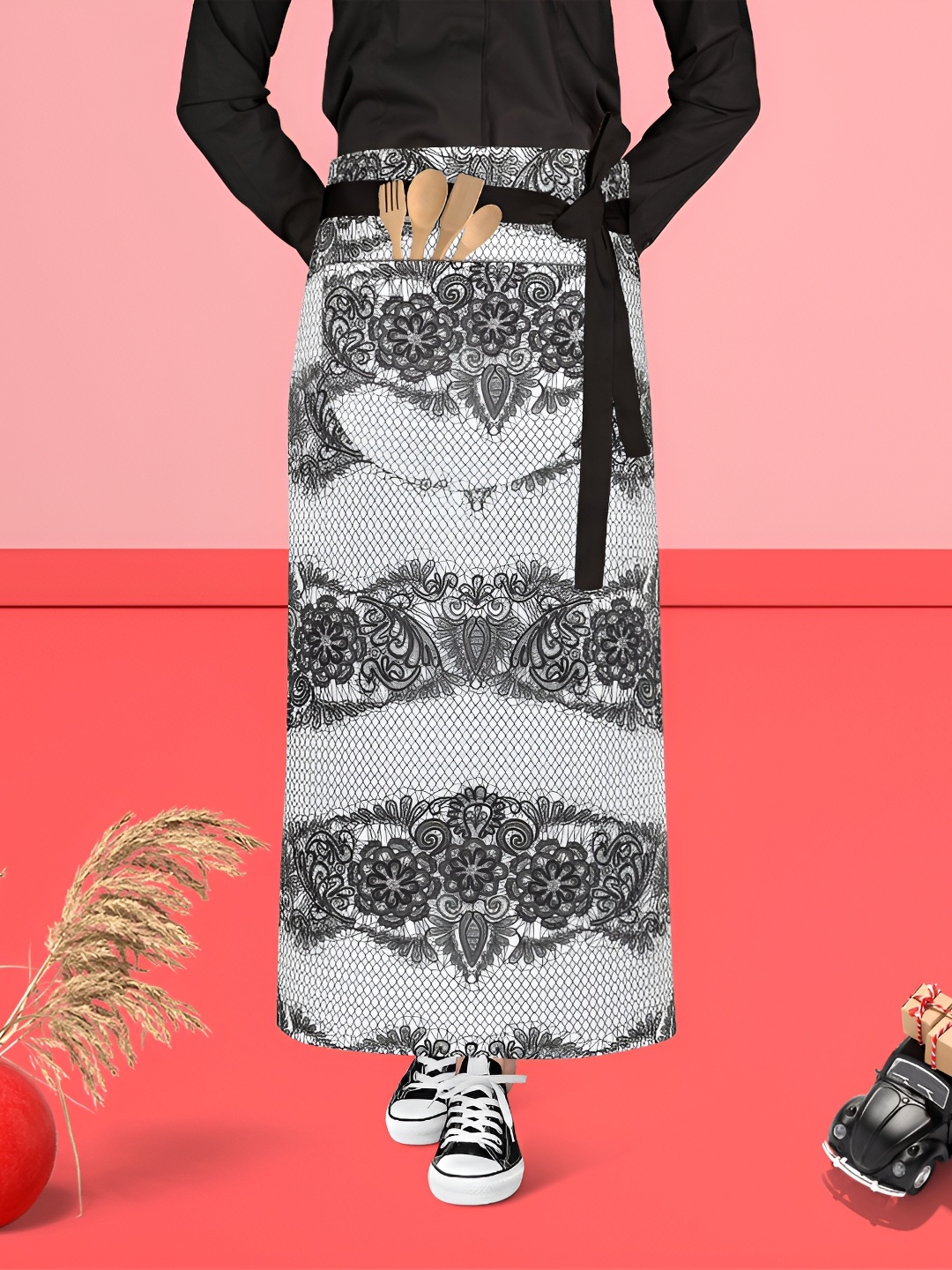 

ArtzFolio Black & White Printed Pure Cotton Waist Apron