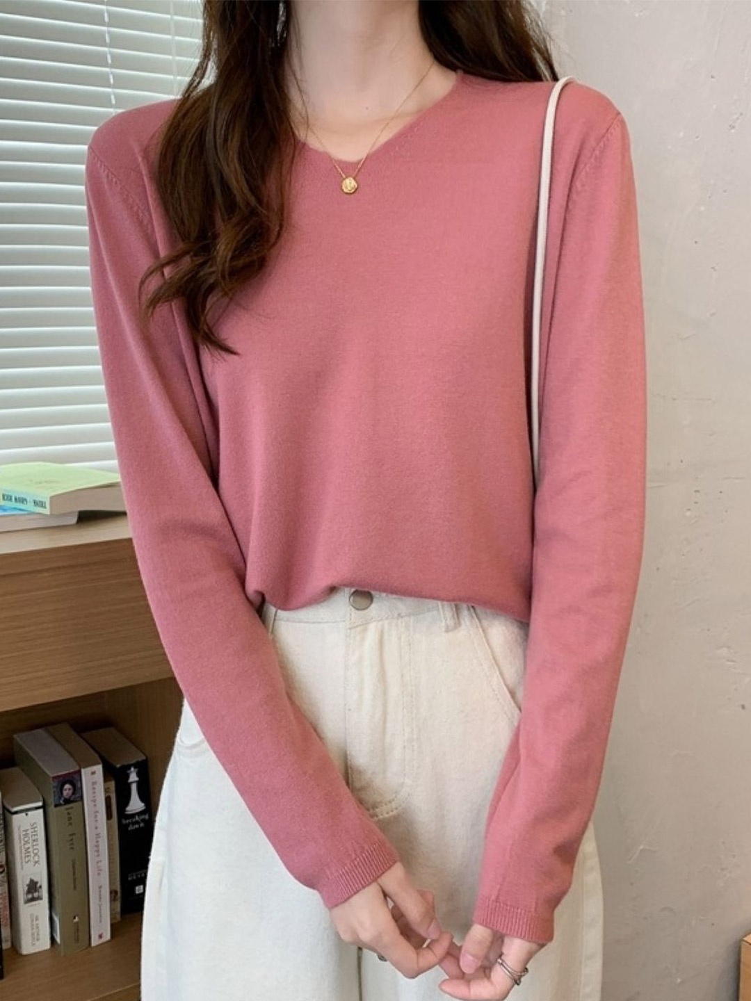 

HERE&NOW Women V-Neck Extended Sleeves Top, Pink