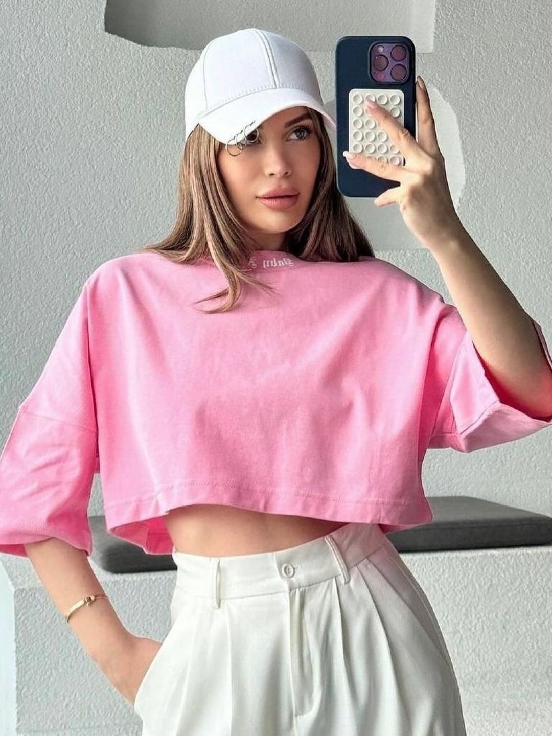 

HERE&NOW Women Round Neck Boxy Crop Top, Pink