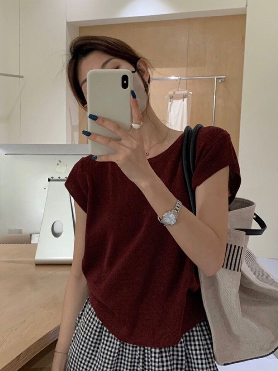 

KPOP Women Round Neck Short Sleeves Top, Red