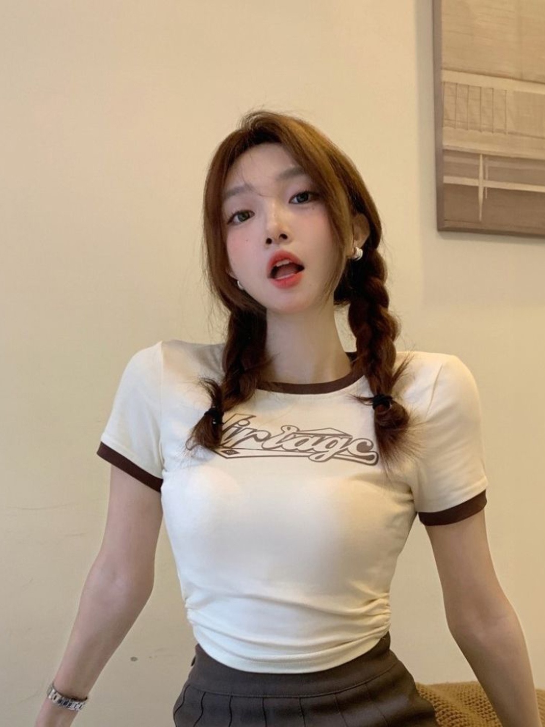 

KPOP Women Printed Round Neck Crop Top, Cream