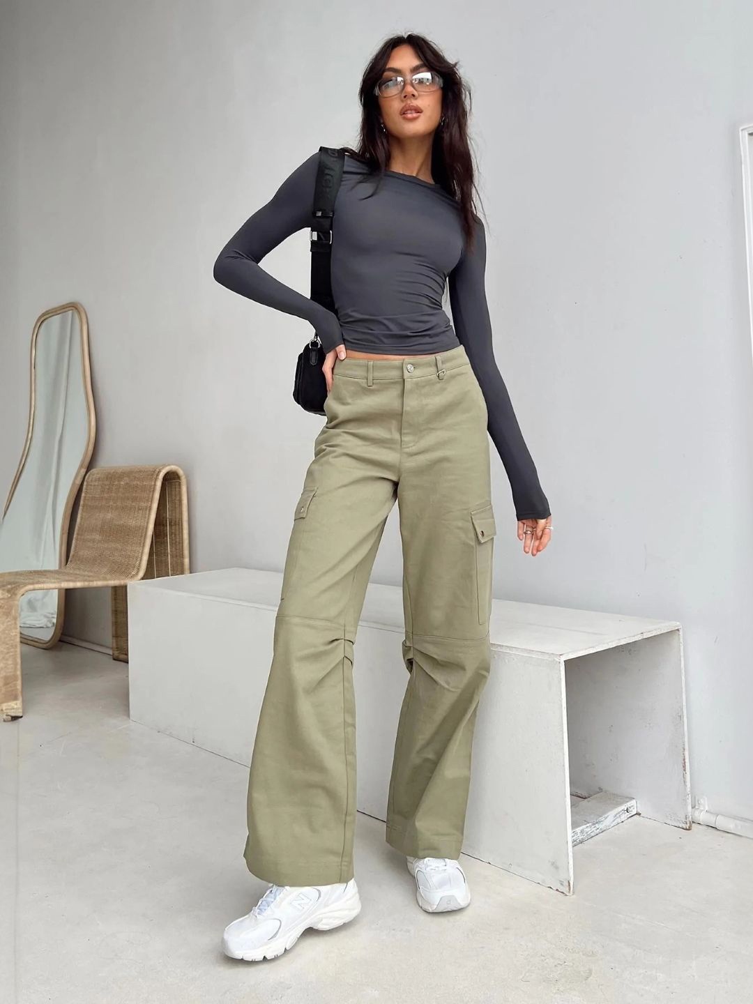 

KPOP Women Long Extended Sleeves Top, Grey melange