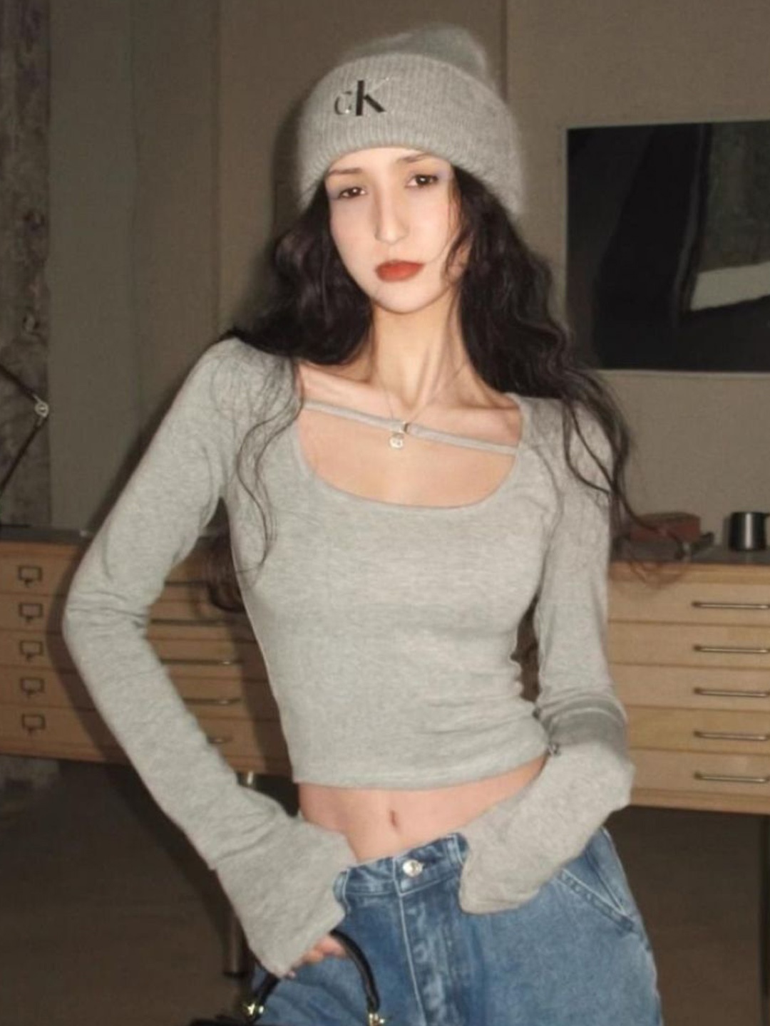 HERE&NOW Women Scoop Neck Extended Sleeves Crop Top, Grey