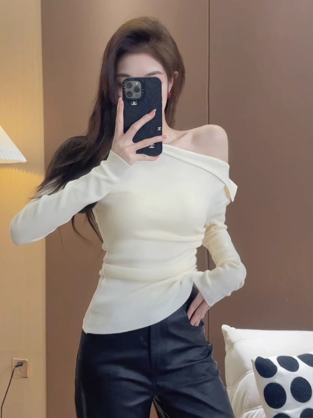 

HERE&NOW One Shoulder Long Sleeves Top, Cream
