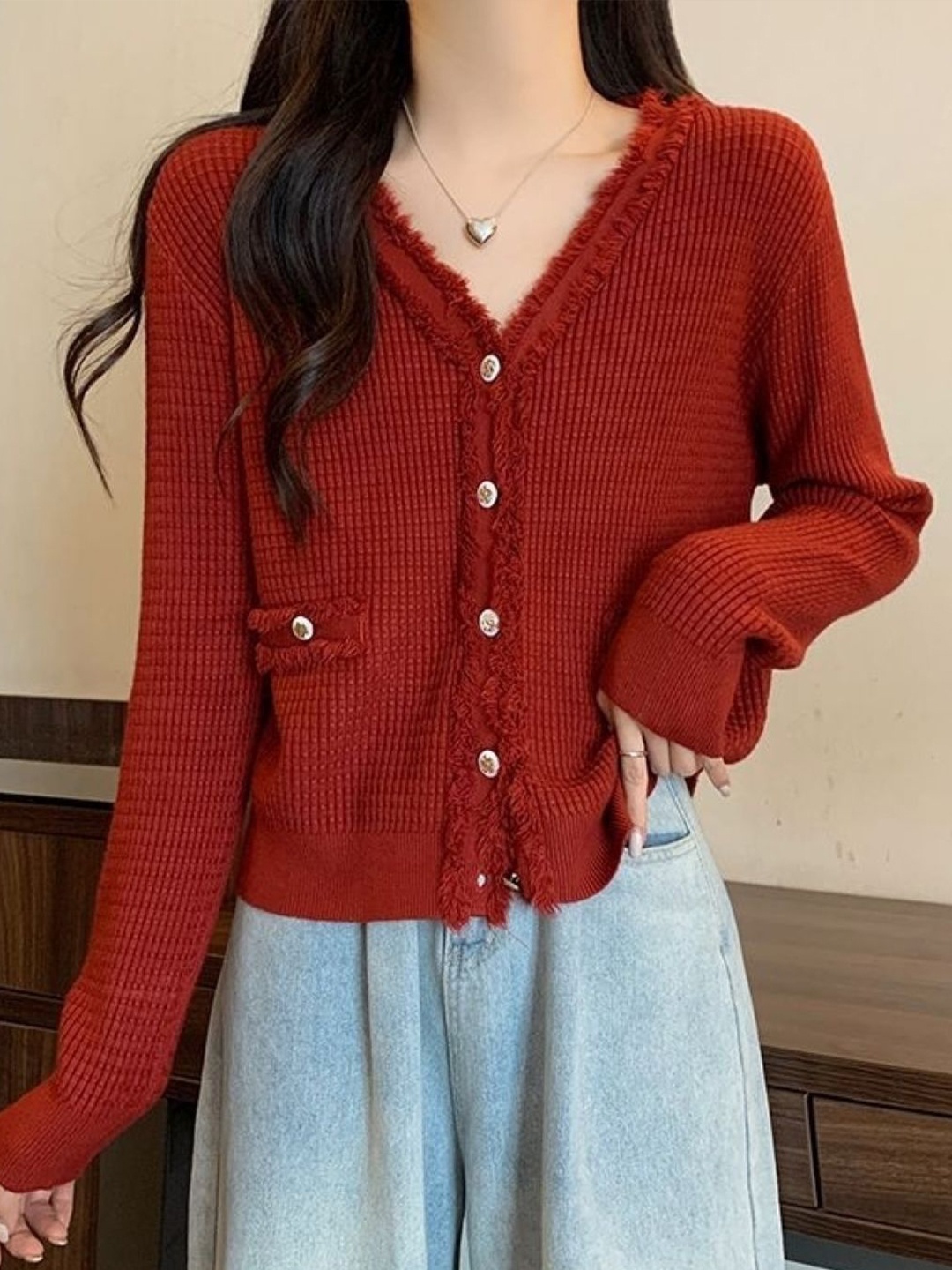 

KPOP Women V-Neck Long Sleeves Top, Red