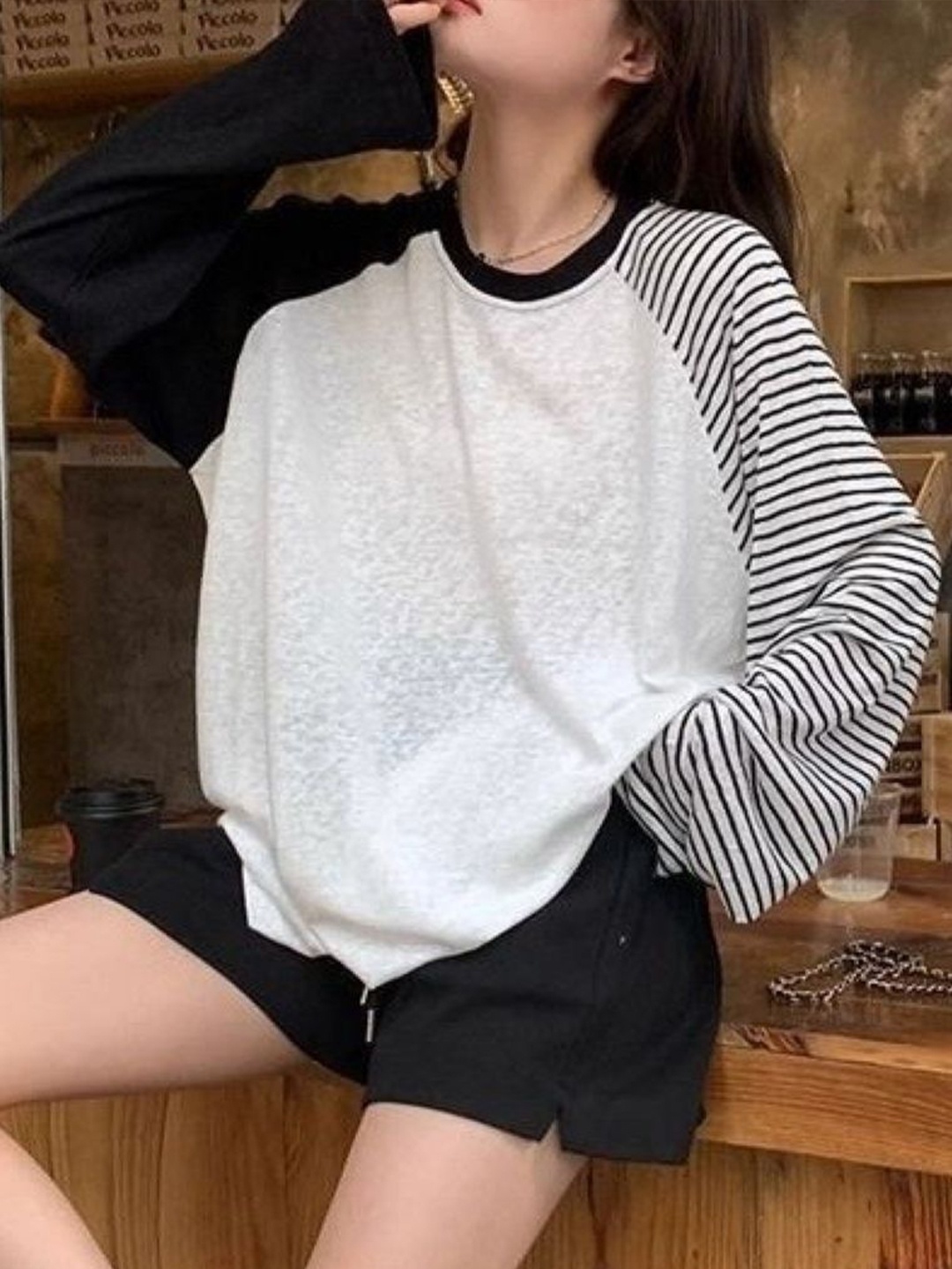 

KPOP Women Striped Round Neck Top, Black