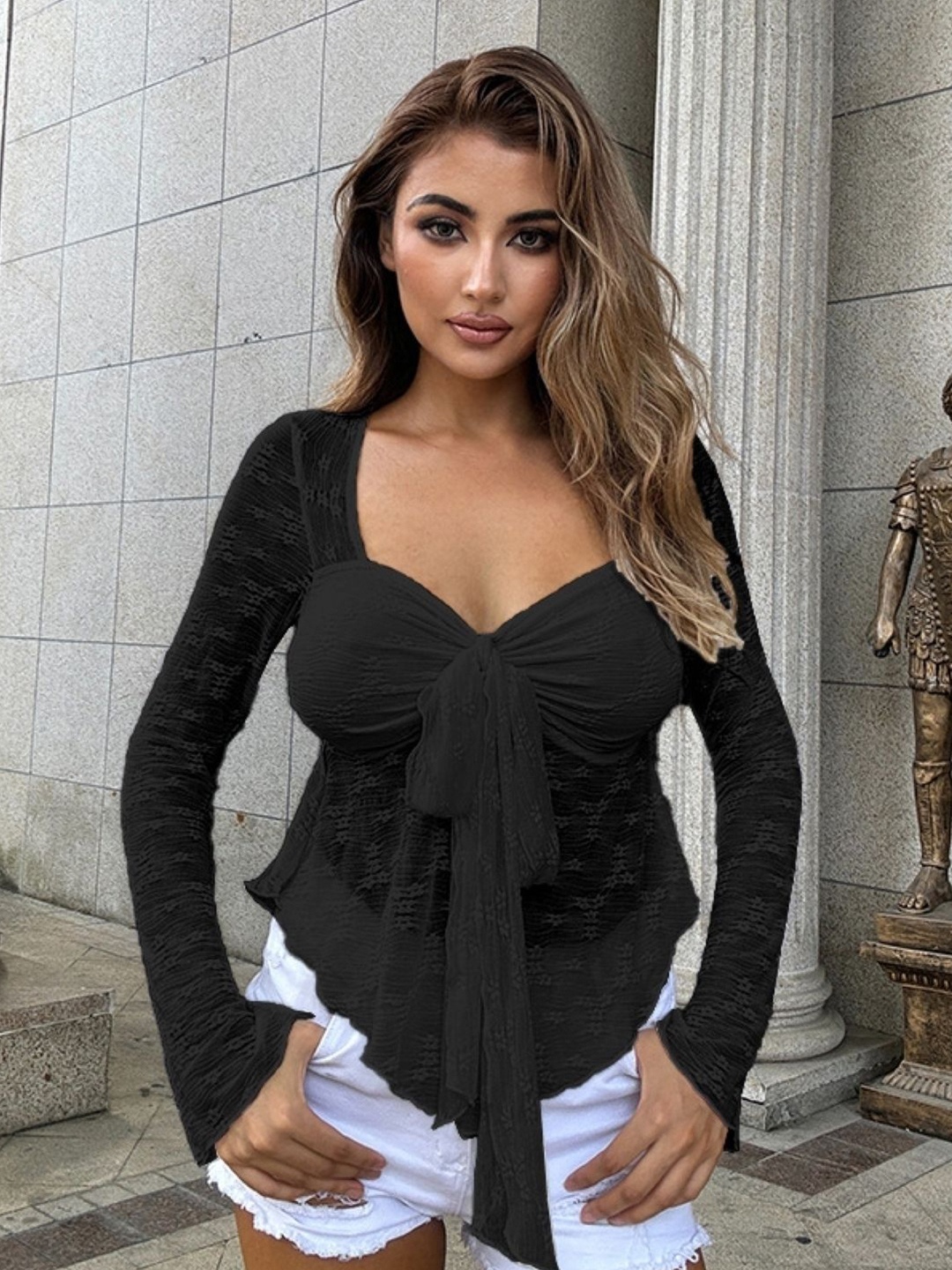 

KPOP Women Sweetheart Neck Extended Sleeves Top, Black