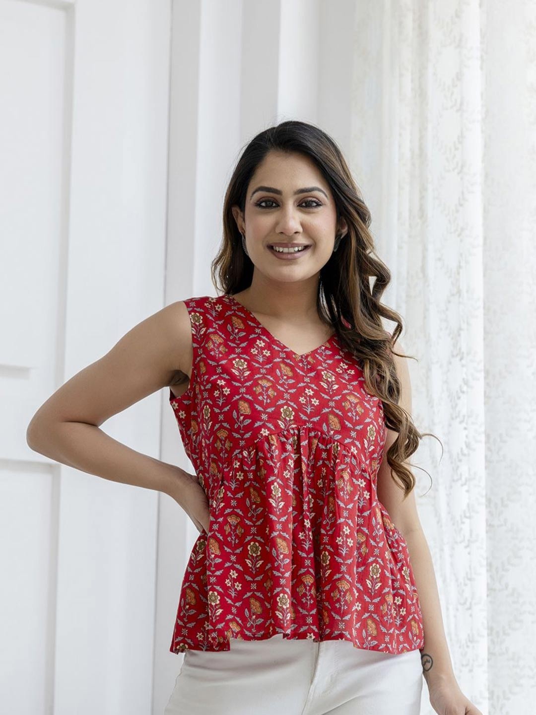 

Nayo Women Cotton Printed Tunic, Red