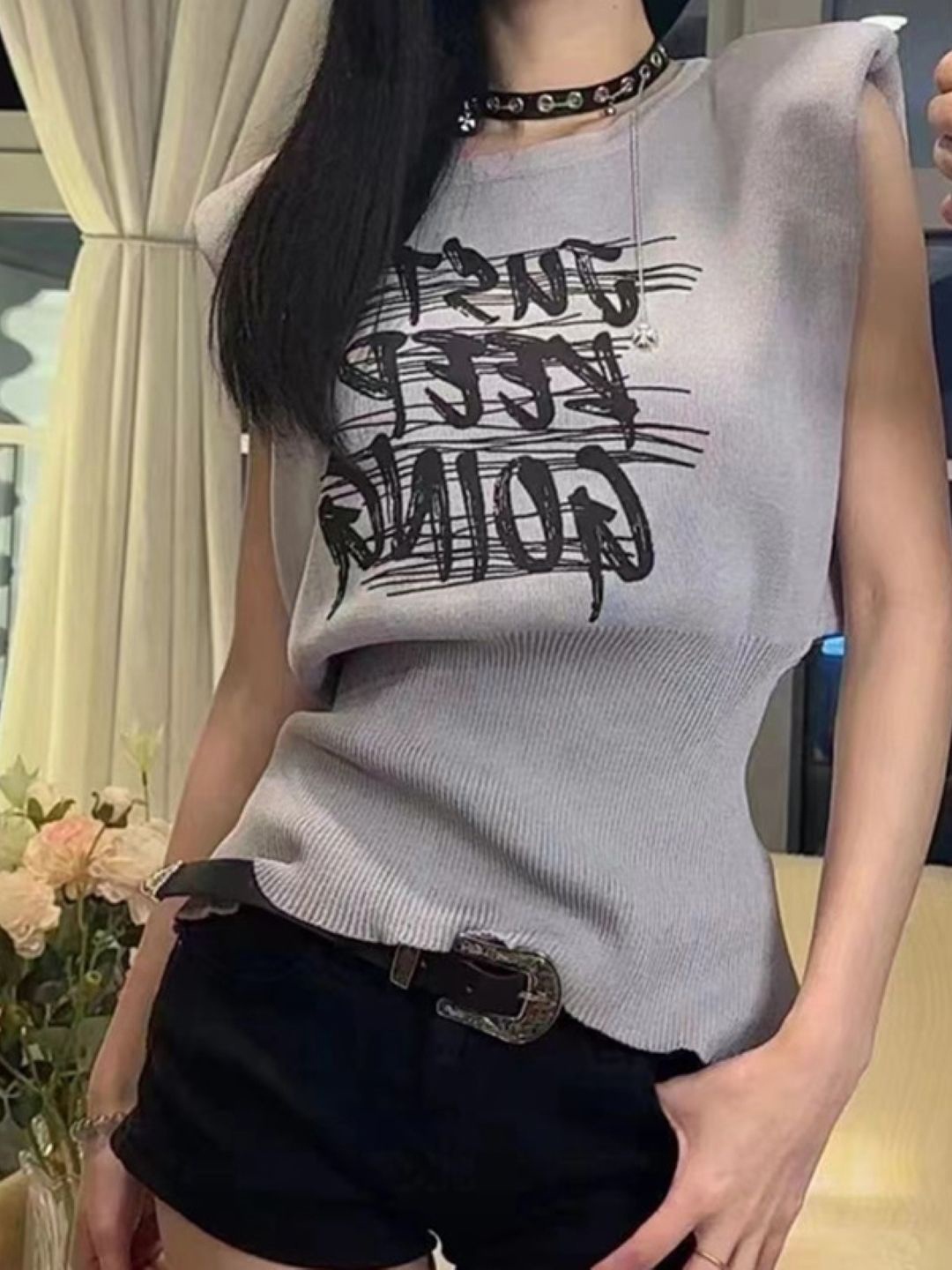 

KPOP Women Round Neck Sleeveless Typography Printed Top, Grey