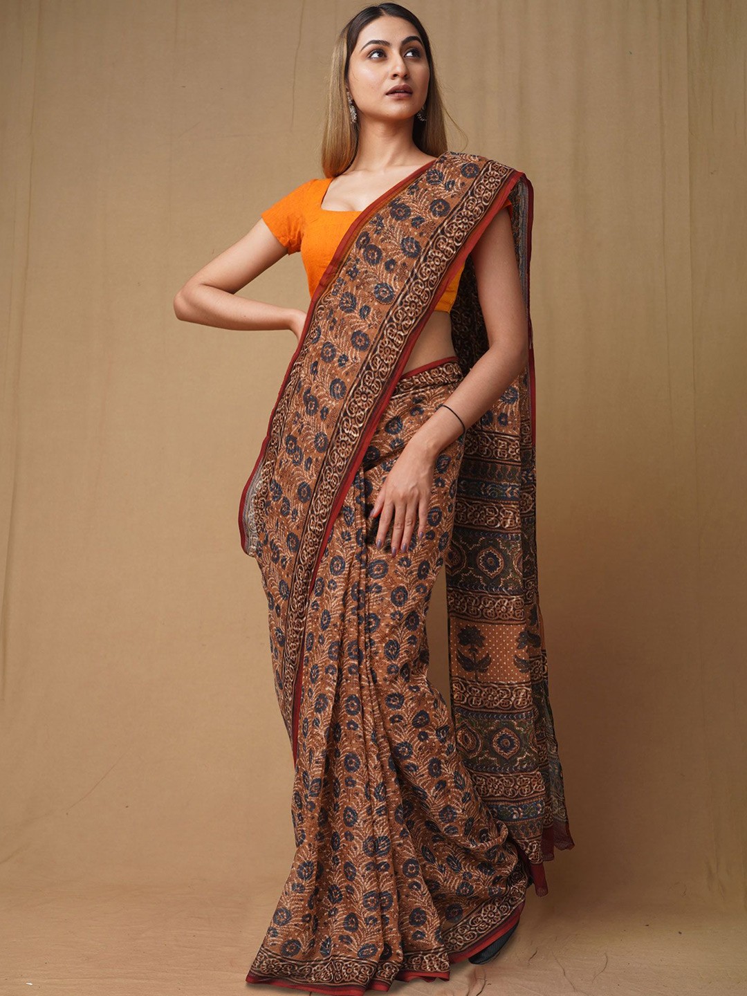

Unnati Silks Floral Printed Pure Cotton Handloom Kota Saree, Brown