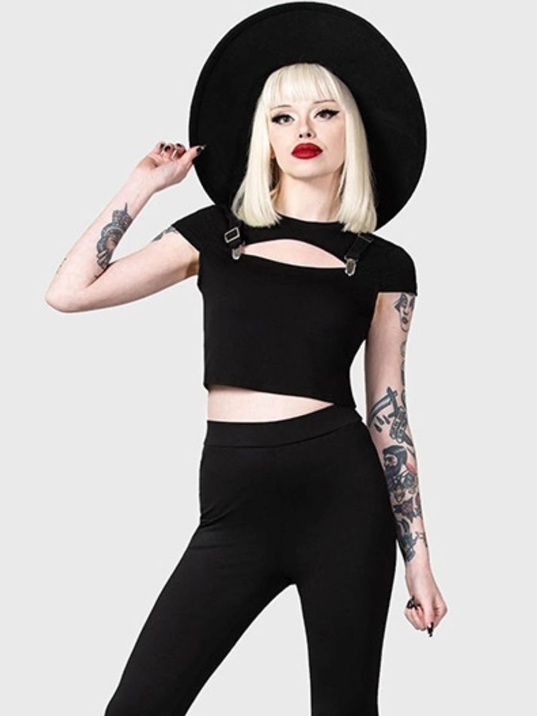 

KPOP Women Round Neck Crop Top Detail Cut Out, Black