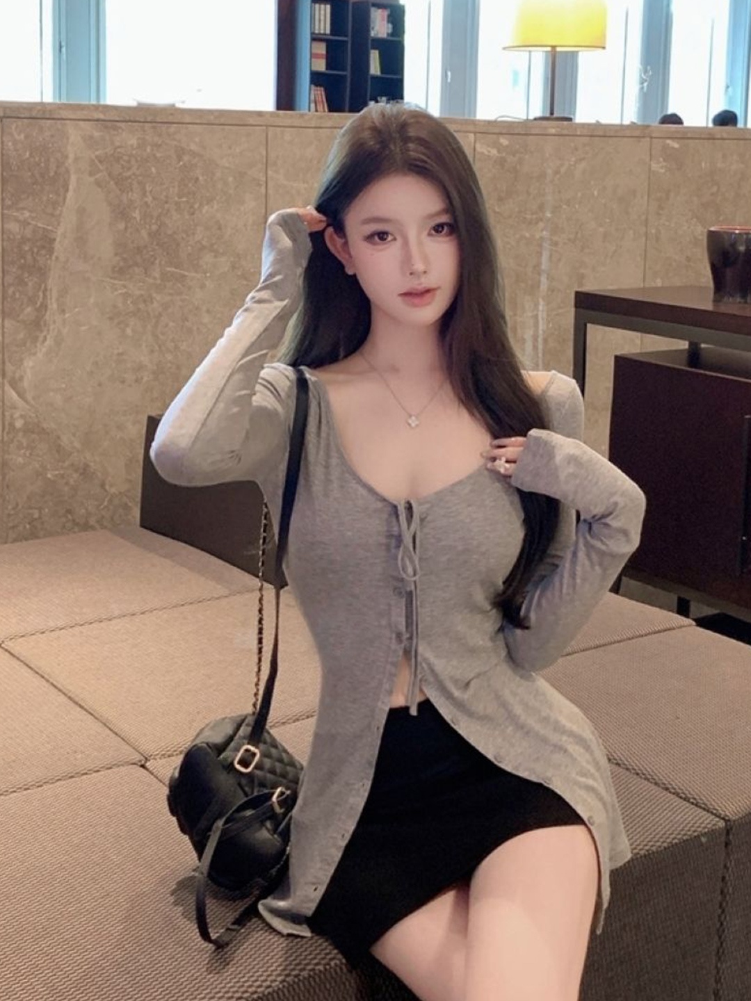 

KPOP Women Scoop Neck Extended Sleeves Longline Top, Brown