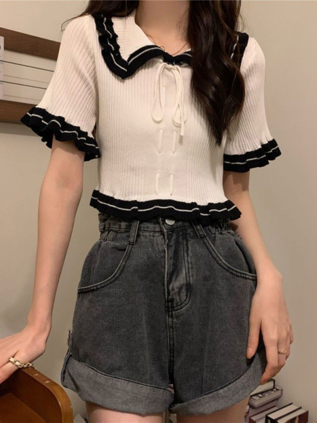 

HERE&NOW Women Short Sleeves Peter Pan Collar Top, White