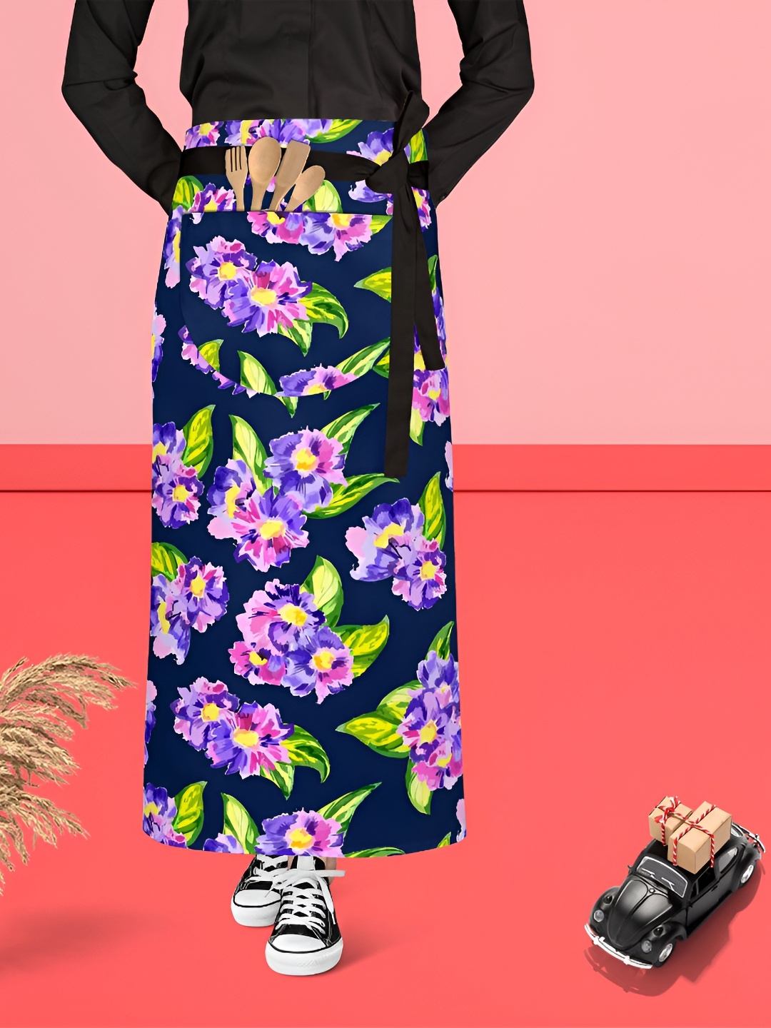 

ArtzFolio Black & Violet Printed Cotton Waist Apron