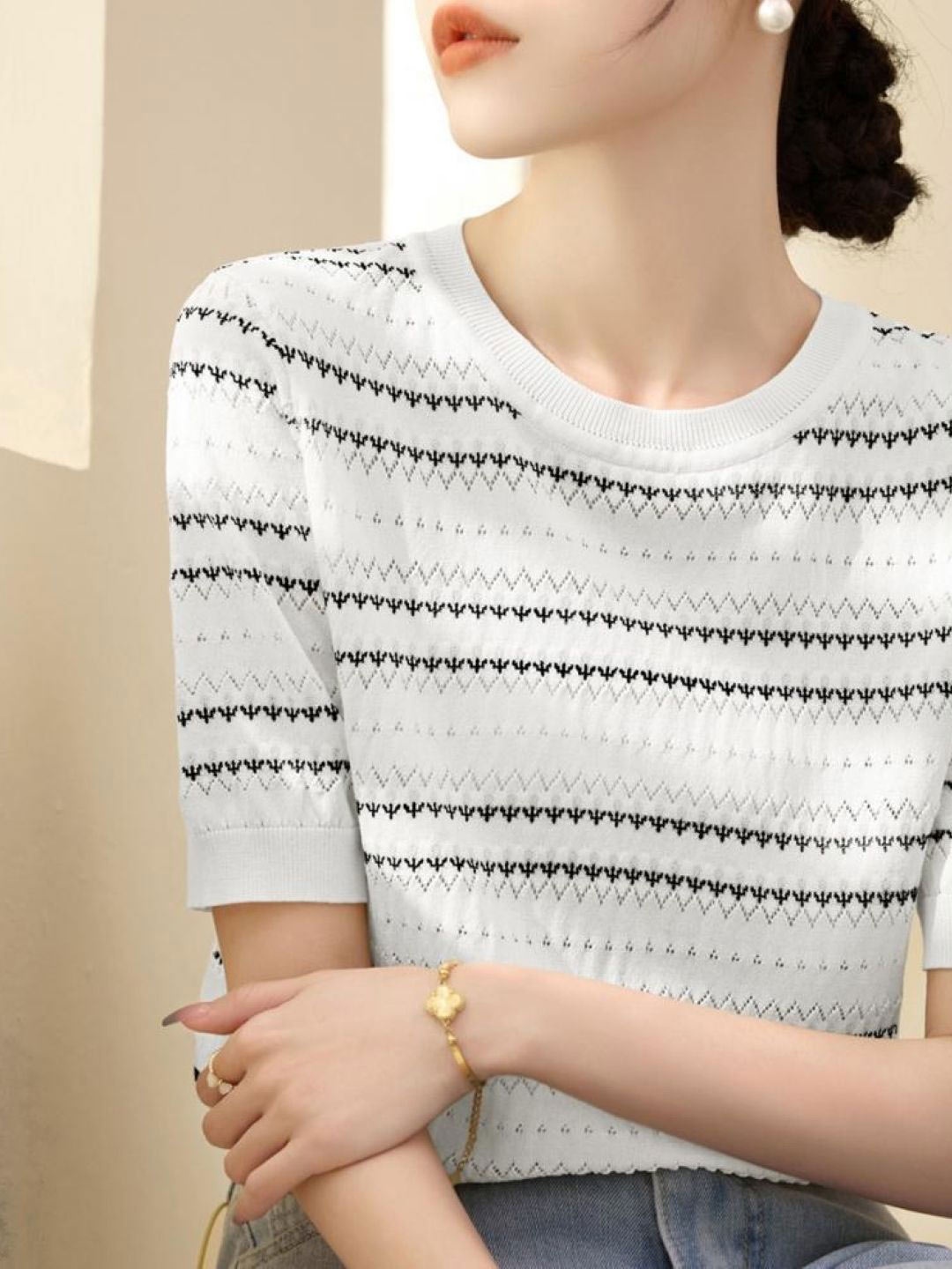 

KPOP Women Round Neck Short Sleeves Horizontal Striped Top, White